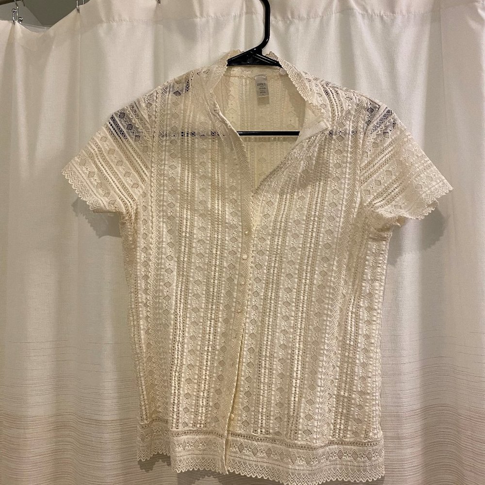 Banana Republic Lace Short Sleeve Button Down. S.